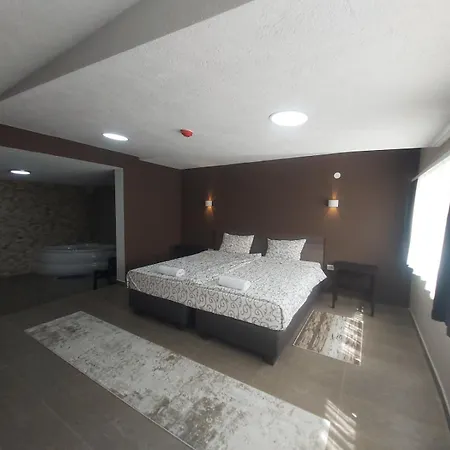 Kruna Otel 3*